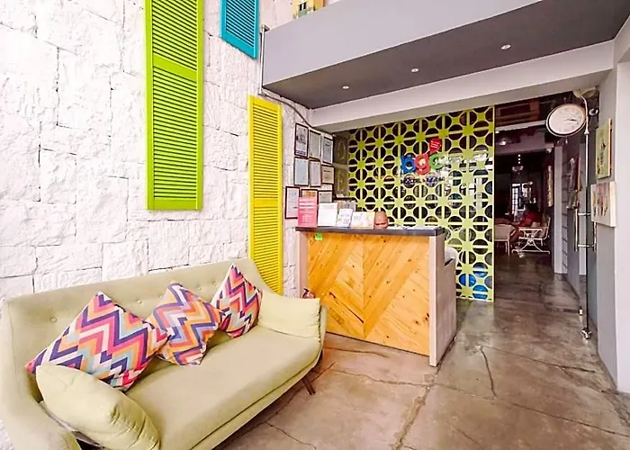 فندق Zen Danlig St. Makati