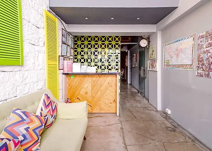 فندق Zen Danlig St. Makati 3*