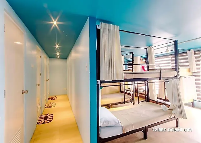 Zen Danlig St. Makati 3*